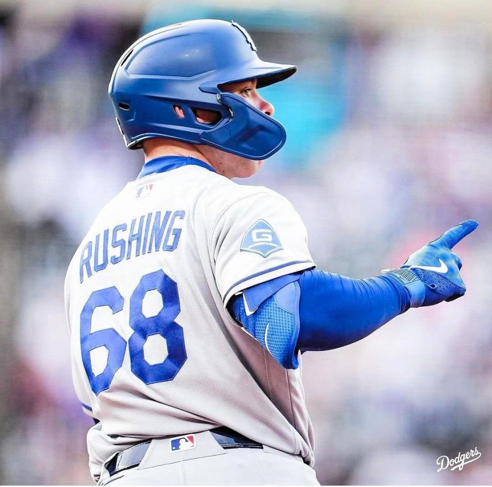 　二回、右翼席へ５号ソロを放ったラッシング（ロサンゼルス・ドジャース提供）