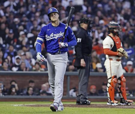 　５回、見逃し三振に倒れたドジャース・大谷（提供・共同通信社）