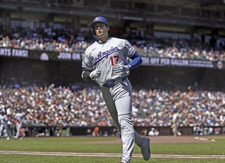 ９回、中飛に倒れた大谷。５打数無安打に終わった（共同）