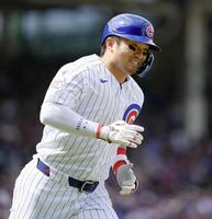 ３回、中前打を放った鈴木（ゲッティ＝共同）