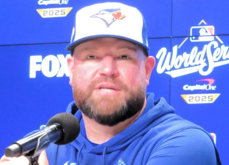 ブルージェイズ・ジョン・シュナイダー監督