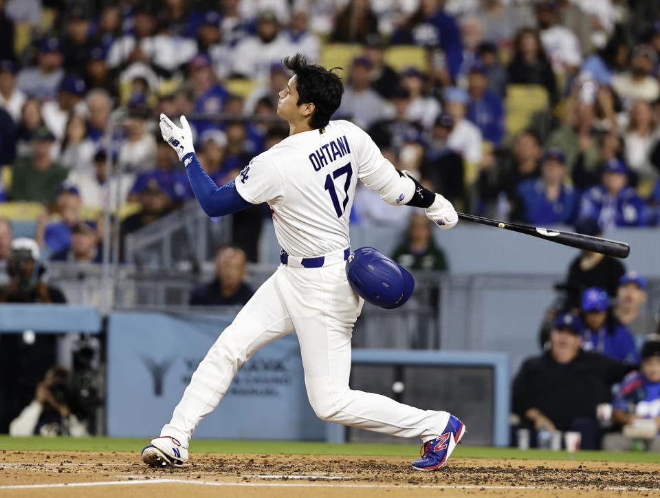 ３回、空振り三振に倒れるドジャース・大谷翔平（提供・共同通信社）
