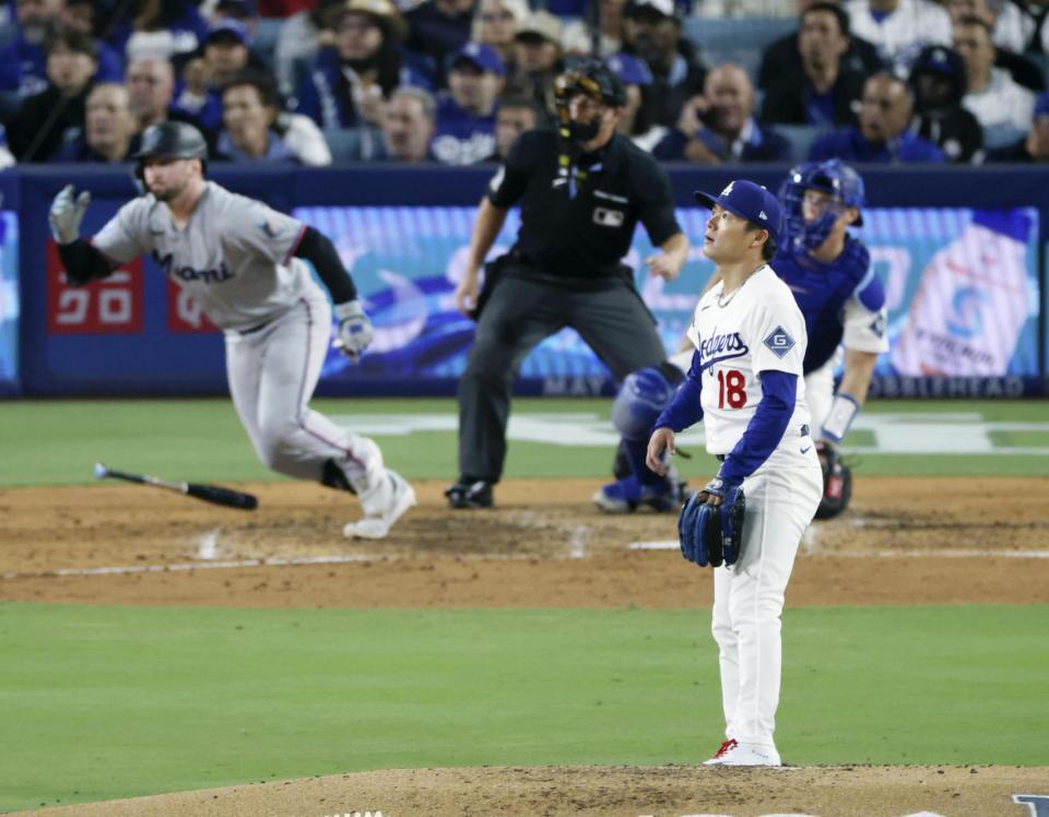 ５回、ヒックスに３ランを浴びた山本（共同）