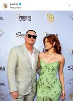 イベントに参加したモレホーン夫妻。パドレスの球団公式インスタグラム（ｐａｄｒｅｓ）より