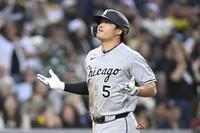 ２回、１３号３ランを放った村上（写真提供・Ｉｍａｇｎ／ロイター／アフロ）