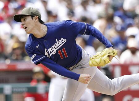 先発し、７回を投げ４安打１失点で２勝目を挙げた佐々木（共同）