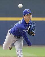 　ブルワーズ戦に先発し、７回を７安打１失点で４勝目を挙げたドジャース・山本＝ミルウォーキー（共同）