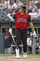 　タイガース戦の１回、空振り三振に倒れたホワイトソックス・村上＝シカゴ（共同）