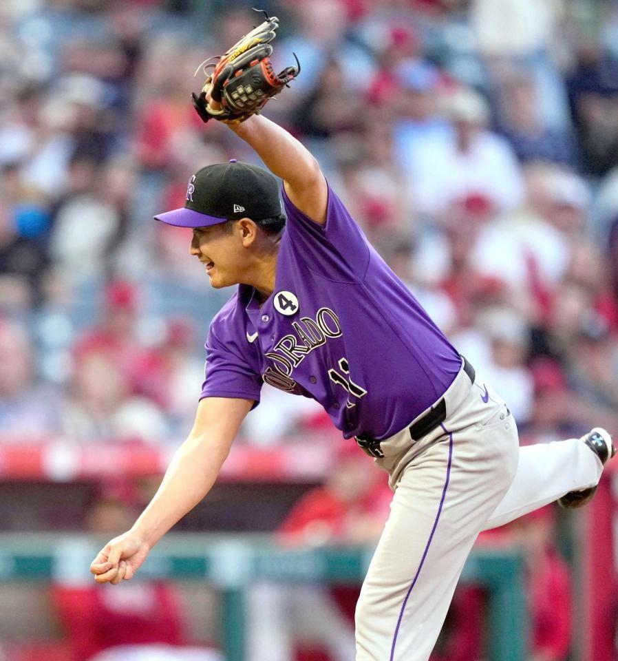 ５勝目を挙げたロッキーズ・菅野（ＡＰ＝共同）