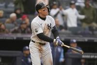 【激レア‼️】マニーラミレス　ルイスビルスラッガー　刻印　MLB バット　入手困難 MLB555本塁打 48歳マニー・ラミレス契約解除 プレーすること