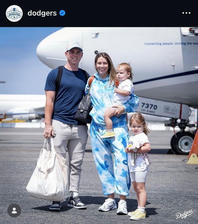 ドジャースのインスタグラム（＠ｄｏｄｇｅｒｓ）より