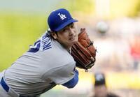 先発登板した大谷（共同）