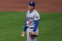 ４回、場外弾を浴びた大谷（写真提供・ＡＰ／アフロ）