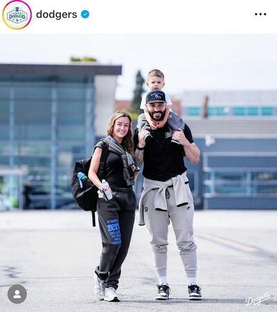 スコット家族。ドジャースのインスタグラム＠ｄｏｄｇｅｒｓ（６月９日付）より
