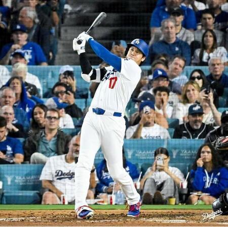 ６回、１５号ソロを放った大谷（ロサンゼルス・ドジャース提供）