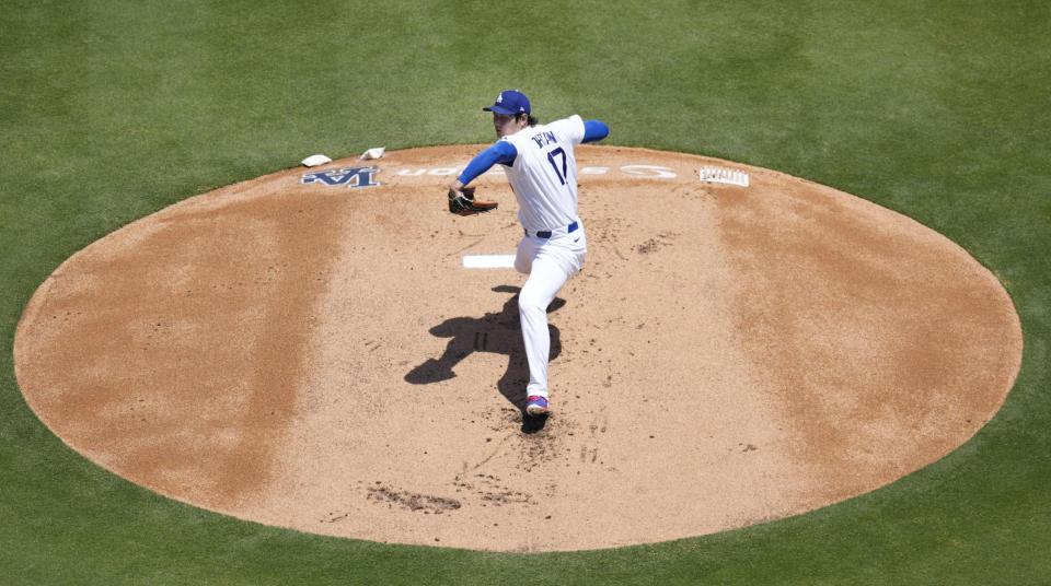 先発登板した大谷（ロイター＝共同）