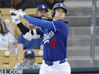 MLB555本塁打 48歳マニー・ラミレス契約解除 プレーすること
