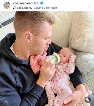 フリーマンの妻・チェルシーさんのインスタグラム（ｃｈｅｌｓｅａｆｒｅｅｍａｎ５）より