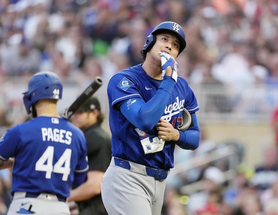 　ツインズ戦の７回、見逃し三振に倒れたドジャース・大谷＝ミネアポリス（共同）