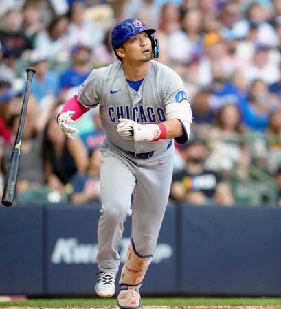　４回、１２号２ランを放つカブス・鈴木（ゲッティ＝共同）