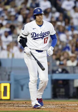 ２回、四球を選ぶドジャース・大谷（共同）