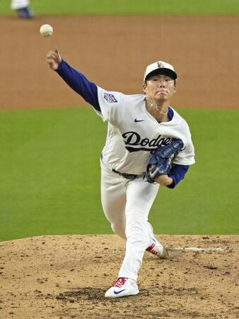 　パドレス戦に先発した山本（共同）