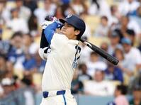 マジで泣く」「鳥肌級」大谷翔平とマジック・ジョンソン氏の2ショに