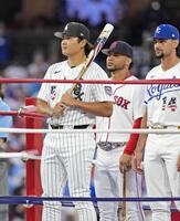 　本塁打競争に臨むホワイトソックス・村上＝フィラデルフィア（共同）