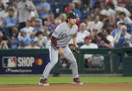 　オールスター戦の７回の守備から一塁で途中出場したホワイトソックス・村上＝フィラデルフィア（共同）
