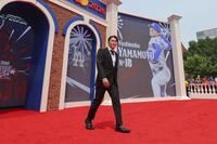 　米大リーグ、オールスター戦前のレッドカーペットショーに参加したドジャース・山本由伸＝14日、フィラデルフィア（ＭＬＢ提供・ゲッティ＝共同）