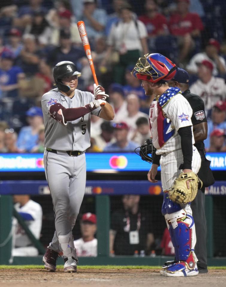 　オールスター戦の９回、打席に臨むホワイトソックス・村上＝フィラデルフィア（共同）