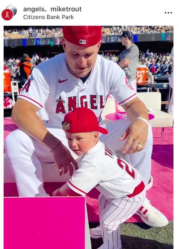 長男ベッカム君の初オールスターの写真。トラウトのインスタグラム＠ｍｉｋｅｔｒｏｕｔ（７月１４日付）より 