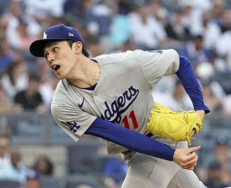 　ヤンキース戦に先発した佐々木（共同）