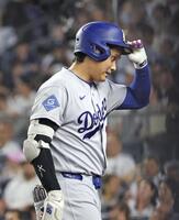 　ヤンキース戦の８回、三飛に倒れた大谷（共同）