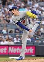 　ヤンキース戦に先発したドジャース・佐々木（共同）