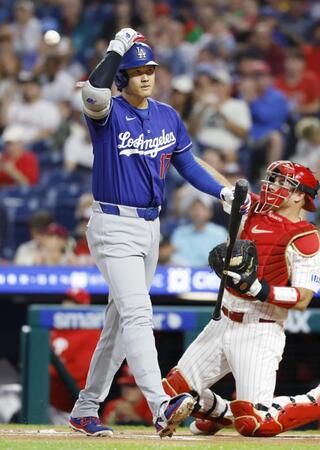 １回、空振り三振に倒れた大谷（共同）