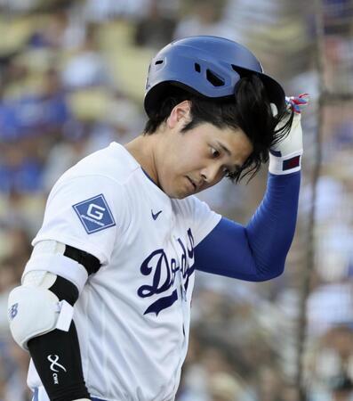 　レッドソックス戦の７回、空振り三振に倒れたドジャース・大谷＝ロサンゼルス（共同）