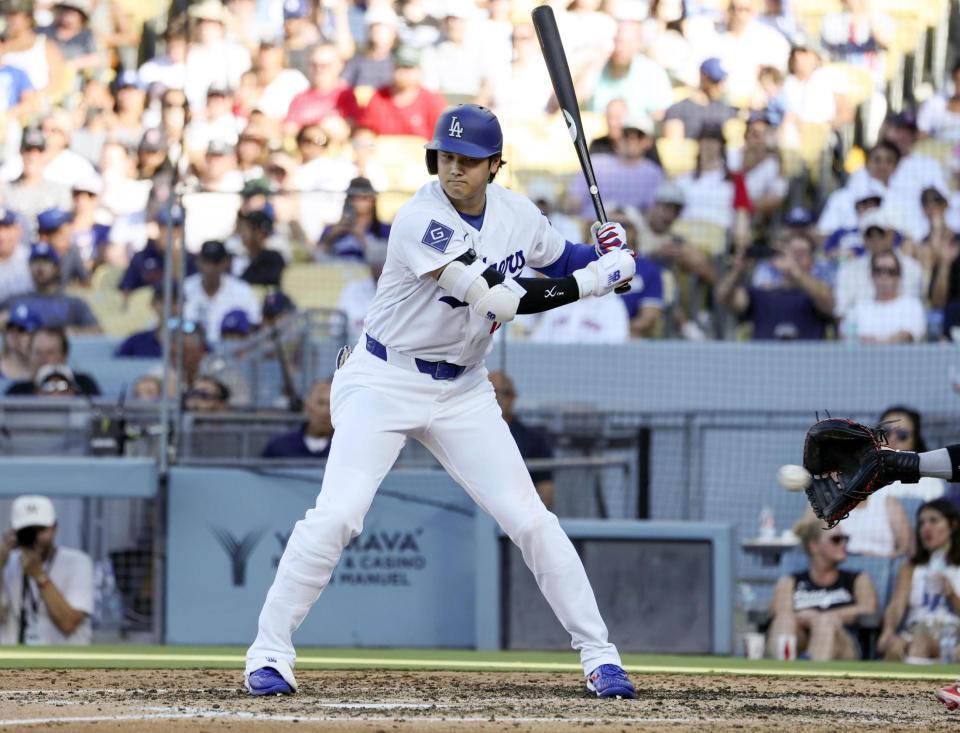 　レッドソックス戦の５回、見逃し三振に倒れたドジャース・大谷＝ロサンゼルス（共同）