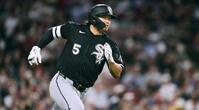 ５回、中前打を放った村上（ＡＰ＝共同）
