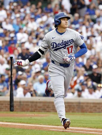 １回、２５号ソロを放った大谷（共同）