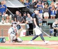 本塁打競争に登場したイチロー氏（撮影・小林信行）