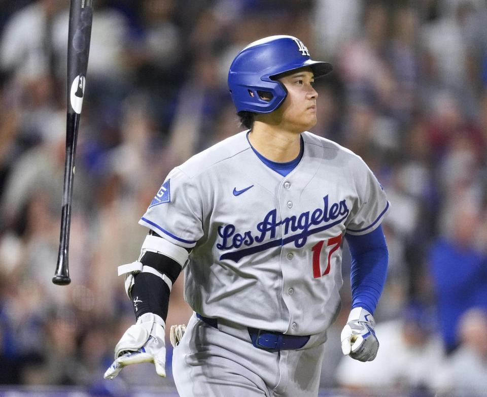 　ロッキーズ戦の６回、２打席連続の本塁打となる29号２ランを放ったドジャース・大谷＝デンバー（ＡＰ＝共同）