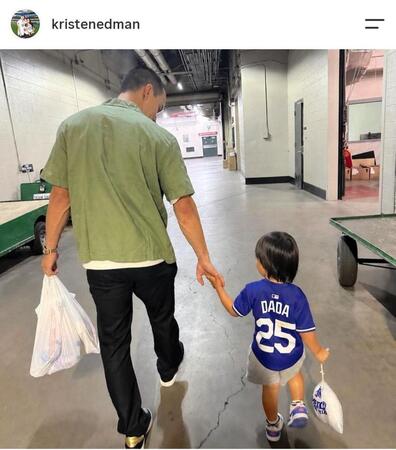 エドマンと長男・イーライくん。妻・クリステンさんのインスタグラム（ｋｒｉｓｔｅｎｅｄｍａｎ）より