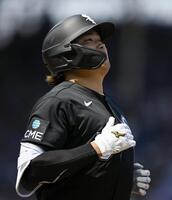 １回、三ゴロに倒れた村上（共同）