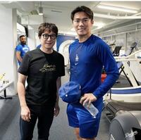 山本由伸（右）とキー・ホイ・クァン（ロサンゼルス・ドジャース提供）