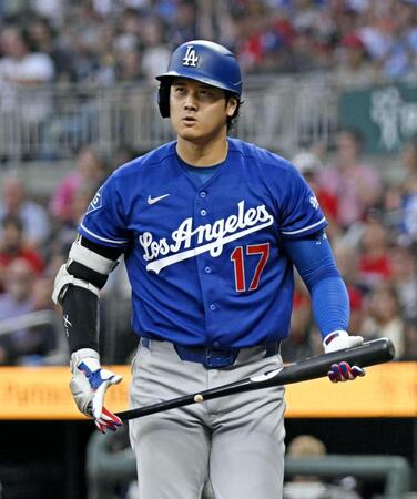 　ブレーブス戦の３回、空振り三振に倒れたドジャース・大谷＝アトランタ（共同）