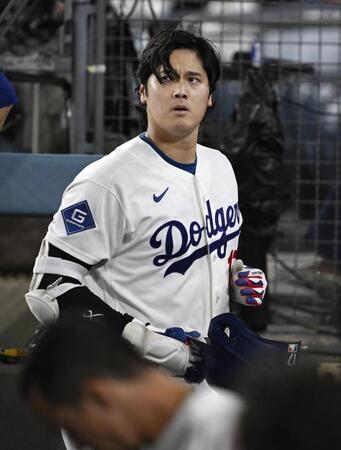 　パドレス戦の７回、中飛に倒れたドジャース・大谷＝ロサンゼルス（共同）