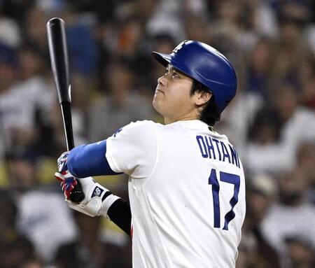 　パドレス戦の７回、中飛に倒れたドジャース・大谷＝ロサンゼルス（共同）
