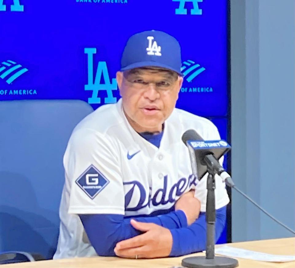 試合後、大谷の打席内容を評価したロバーツ監督（撮影・小林信行）