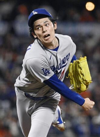 　ジャイアンツ戦の８回に登板し、１回を無安打無失点だったドジャース・佐々木朗＝サンフランシスコ（共同）